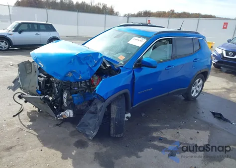 2018 Jeep Compass Latitude 4X4 from USA, damaged, VIN 3C4NJDBB3JT463585
